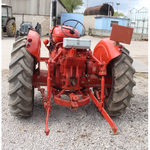 225 - A NUFFIELD UNIVERSAL THREE TRACTOR GOOD ORDER RECENT REBUILD 4 NEW TYRES RE - CON STARTER CLUTCH & S... 