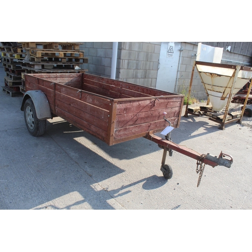 247 - A SINGLE AXLE WOODEN CAR TRAILER WITH 1 TONNE INDEPENSION UNITS AND ALL LIGHTS BELIEVED TO BE WORKIN... 