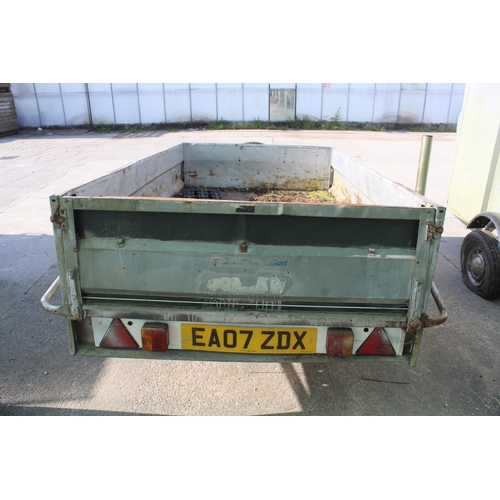 252 - A SINGLE AXLE DAXARA 237 CAR TRAILER NO VAT