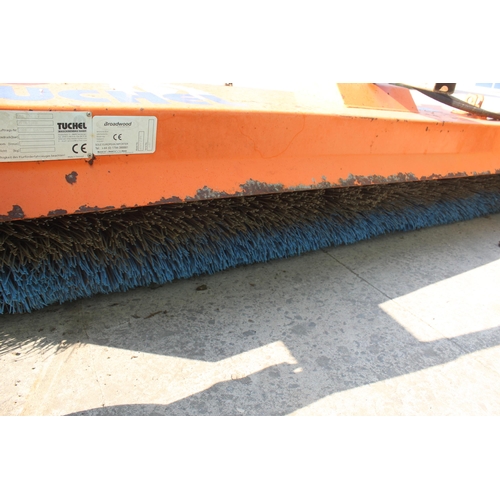 255 - A TUCHEL  ECO230HD 7.5FT HYDRAULIC YARD BRUSH  + VAT