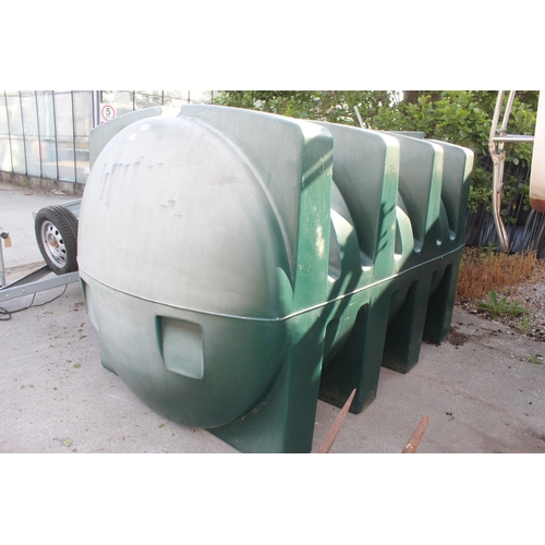 272 - A 2400L GREEN PLASTIC FUEL TANK (VENDOR STATES IT DOES NOT LEAK BUT NO WARRANTY) PLUS VAT