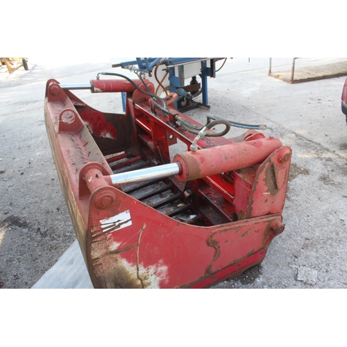 276 - A 6FT HYDRAULIC SHEAR GRAB WITH PIN AND CONE ATTATCHMENTS NO VAT