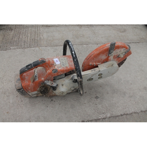 28 - STIHL SAW   TS400   NO  VAT