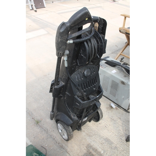 383 - 1800 W SILVERLINE PRESSURE WASHER (WORKING)  NO VAT