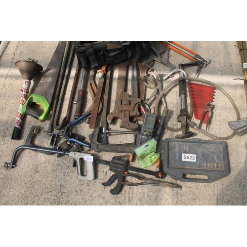 512 - COLLECTION OF TOOLS AND TOOL BAG  NO VAT