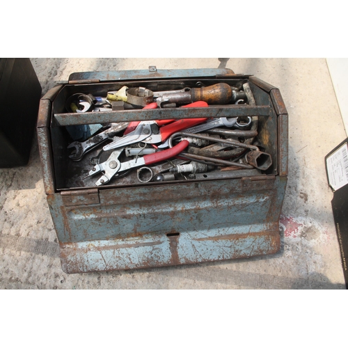 604 - TOOL BOX AND CONTENTS  NO VAT