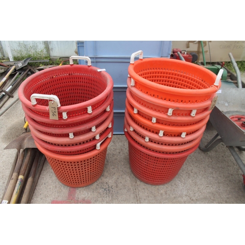 77 - 13 ORANGE BASKETS  NO VAT