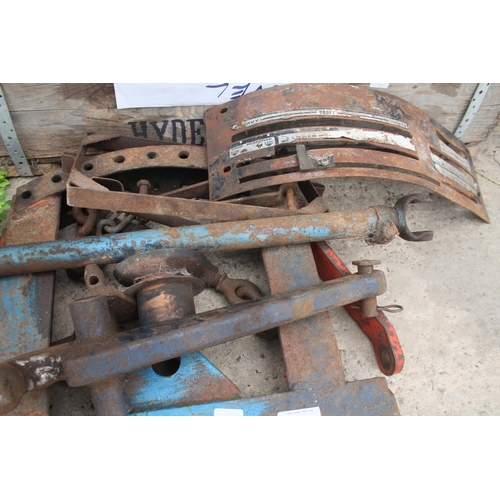 774 - FERGI SPARES IN BOX, NUFFIELD SPARES, FORDSON SPARES  NO VAT