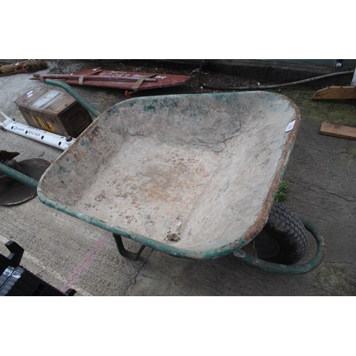 780 - WHEELBARROW  NO VAT