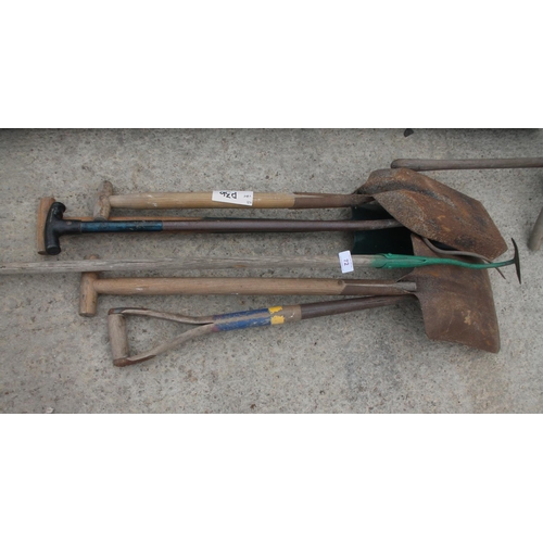 72 - MIXED HAND TOOLS NO VAT