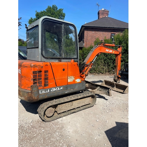 212 - A PEL JOB EB30.4 MINI DIGGER 3 TONNE + VAT