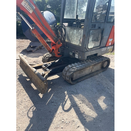 212 - A PEL JOB EB30.4 MINI DIGGER 3 TONNE + VAT