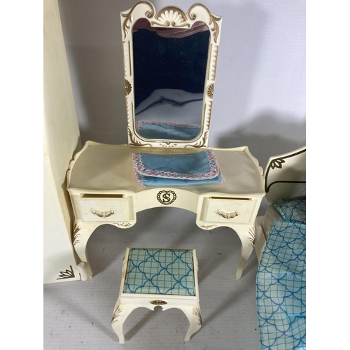 362 - A VINTAGE PEDIGREE SINDY BEDROOM SET TO INCLUDE DRESSING TABLE AND STOOL, WARDROBE, BED, ETC., AND S... 