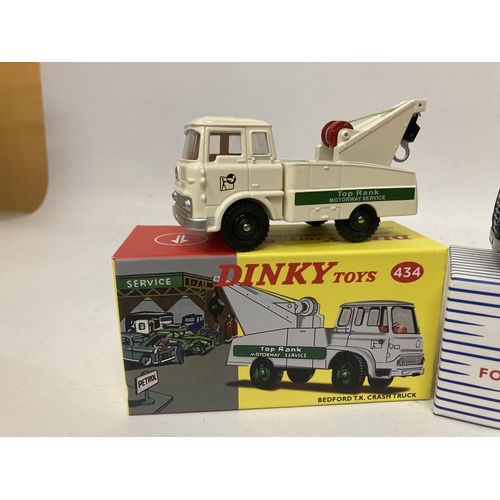 373 - THREE BOXED ATLAS DINKY MODELS TO INCLUDE A FODEN 14 TON TANKER 'REGENT' (NO 942), A BEDFORD TK CRAS... 