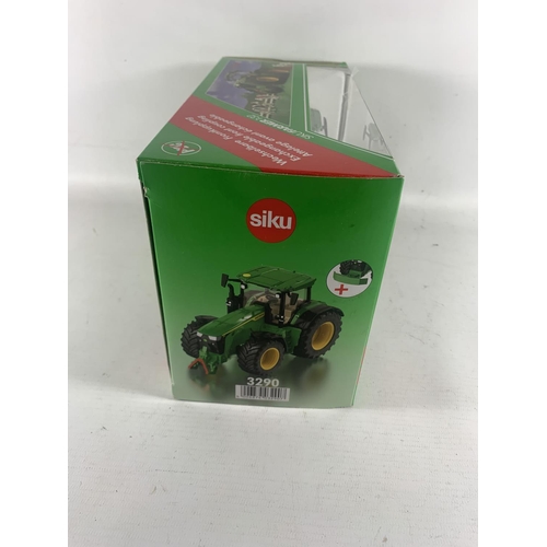 394 - A BOXED SIKU MODEL OF A JOHN DEERE 8R- 370 TRACTOR REF NO 43329 SCALE 1:32