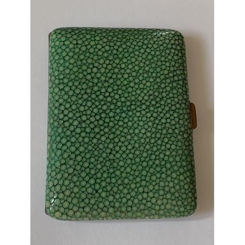 539 - A VINTAGE SHAGREEN CASE