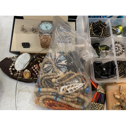 165 - A LARGE QUANTITY OF COSTUME JEWELLERY TO INCLUDE A WATCH AND EARRING SET WITH INTERCHANGEABLE FACES,... 