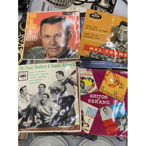 183 - A COLLECTION OF 45RPM VINYL SINGLE RECORDS TO INCLUDE IRISH HITS