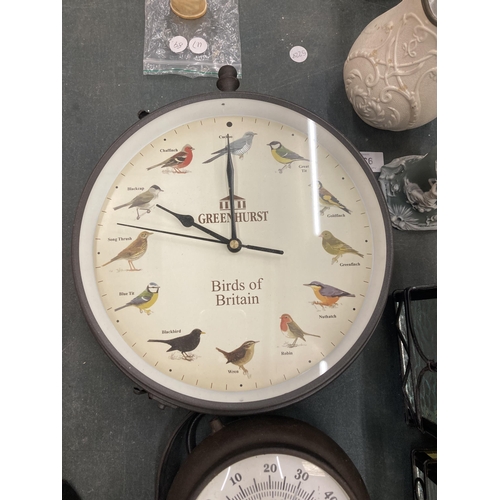 846 - A GREENHURST BIRDS OF BRITAIN HANGING OUTDOOR CLOCK