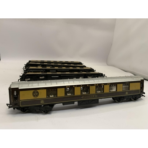 406 - FIVE 00 GAUGE PULLMAN PASSENGER COACHES