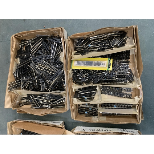 423 - FOUR BOXES OF VARIOUS N GAUGE TRACK