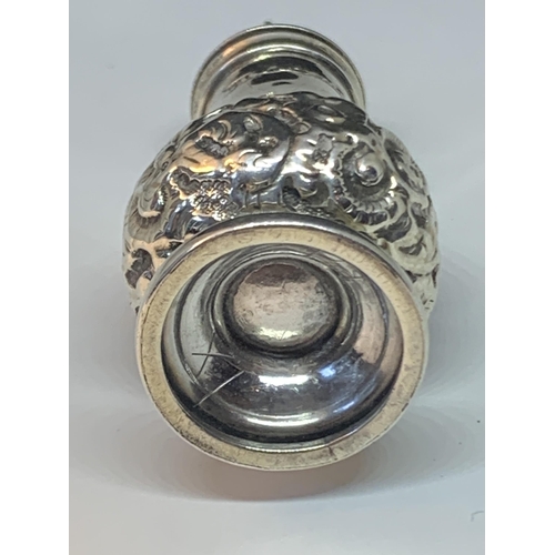 622 - A HALLMARKED SILVER PEPPER POT