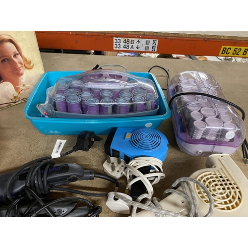 1084 - A LARGE MIXED LOT OF HAIRDRESSING ITEMS, DRYERS, VINTAGE ITEMS, ROLLERS, STRAIGHTENERS ETC