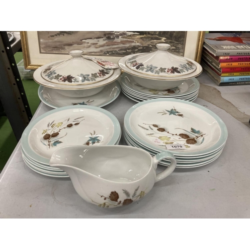 1070 - A MIXED LOT TO INCLUDE ALFRED MEAKIN AND ROYAL DOULTON CAMELOT PATTERN DINNER WARES