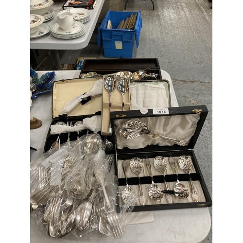 1075 - A GROUP OF SILVER PLATED FLATWARE, CASED ITEMS ETC