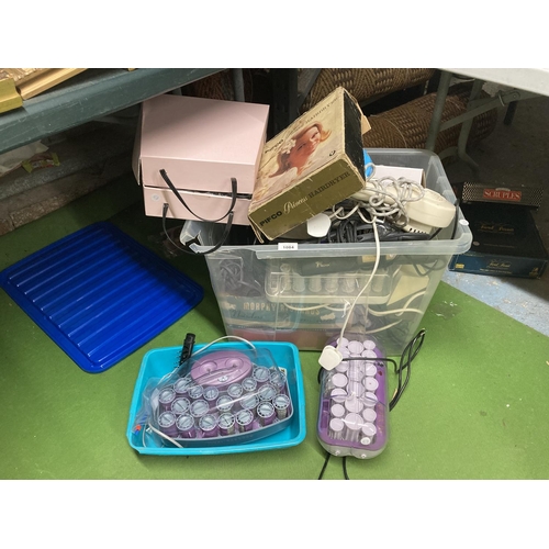 1084 - A LARGE MIXED LOT OF HAIRDRESSING ITEMS, DRYERS, VINTAGE ITEMS, ROLLERS, STRAIGHTENERS ETC