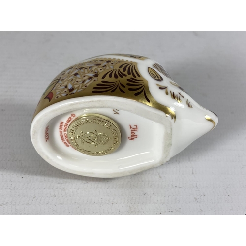 744 - A ROYAL CROWN DERBY HEDGEHOG WITH GOLD STOPPER