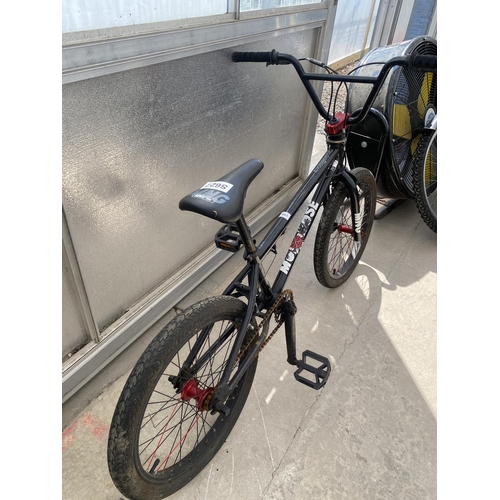 1683 - A MONGOOSE BMX STYLE BIKE