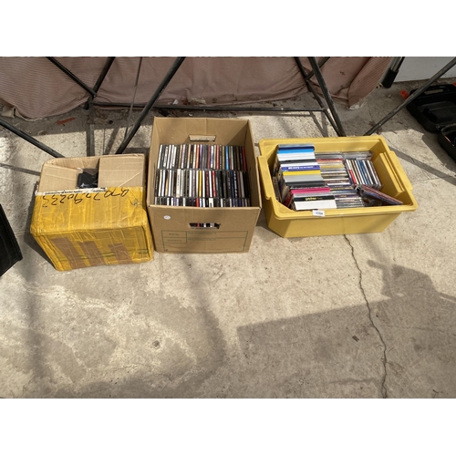 1704 - A LARGE QUANTITY OF CDS AND DVDS