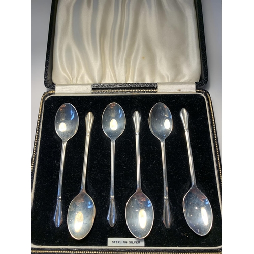 94 - A SET OF SIX HALLMARKED BIRMINGHAM SILVER COFFEE SPOONS IN PRESENTATION CASE