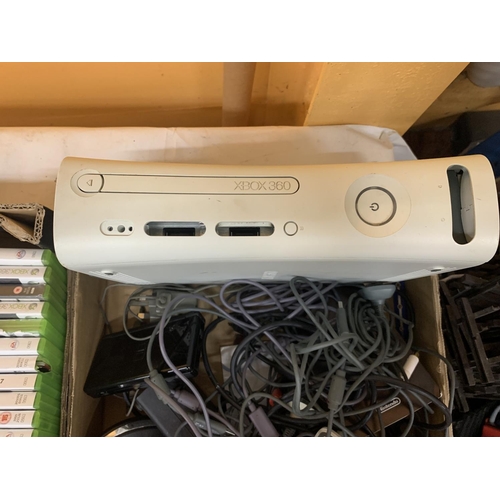 311 - A NINTENDO DS AND XBOX 360 WITH VARIOUS ACESSORIES TO INCLUDE KINECT SENSOR, CONTROLLER BATTERY BLOC... 