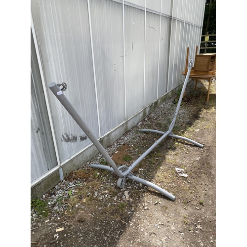 1849A - A METAL SWINGING HAMOCK FRAME