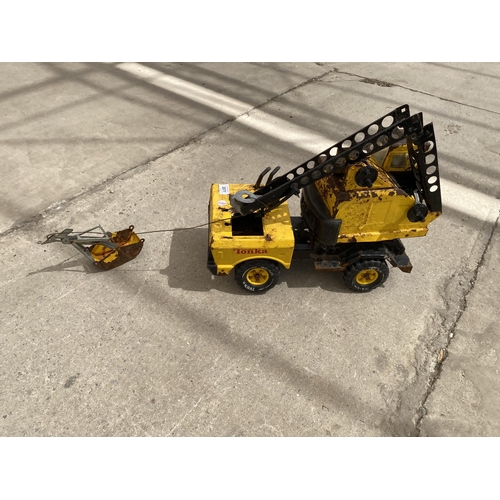 2071 - A VINTAGE TONKA CRANE TRUCK