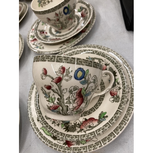 878 - A QUANTITY OF JOHNSON BROS 'INDIAN TREE' PATTERN TEAWARE TO INCLUDE VARIOUS SIZED PLATES, BOWLS, CUP... 