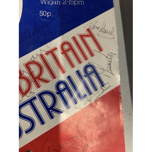 956 - A 1982 GREAT BRITAIN V AUSTRALIA RUGBY LEAGUE PROGRAMME - WITH SIGNATURES TO THE FRONT COVER