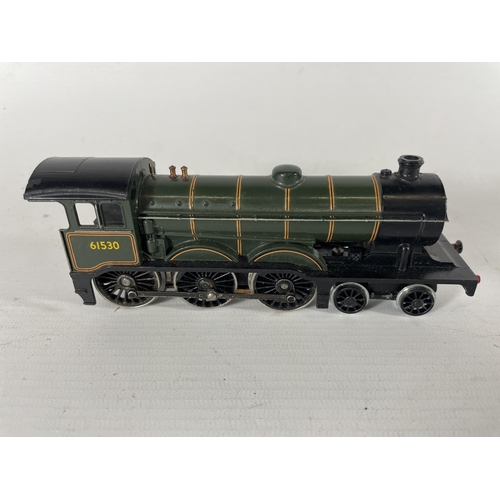 451 - TWO OO GAUGE LOCOMOTIVES - A HORNBY 4-6-0 NUMBER 61530 AND A 4-6-2 TR NUMBER 2335