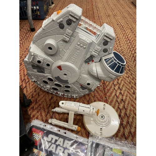 467 - A STAR WARS MILLENIUM FALCON SHIP ETC