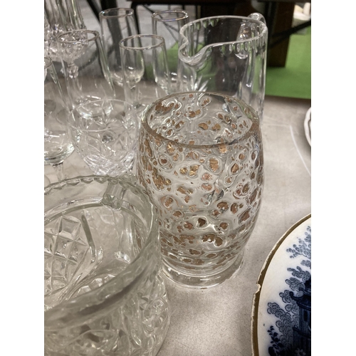 1037 - A LARGE QUANTITY OF GLASSES TO INCLUDE WINE, SHERRY, TUMBLERS, JUGS, ETC