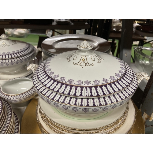 1040 - A QUANTITY OF VINTAGE CERAMICS TO INCLUDE SERVING TUREENS, SILVER COLOURED PLATES, SERVING PLATTERS,... 