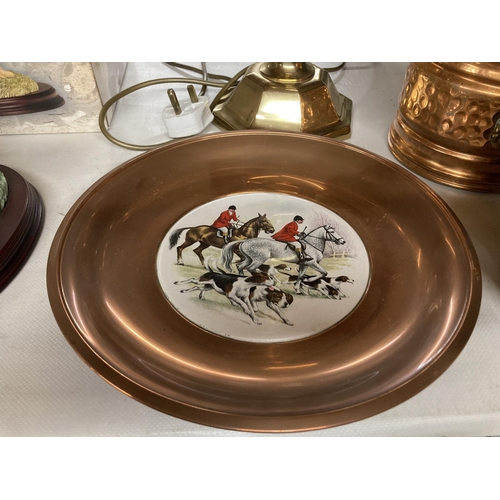 1049 - A LARGE BRASS TABLE LAMP, PLANTERS AND A COPPER PLATE WITH CERAMIC HUNTING SCENE