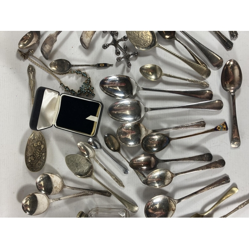 794 - A QUANTITY OF VINTAGE FLATWARE TO INCLUDE LADELS, APOSTLE TEASPOONS, A BERRY SPOON, A WHITE METAL LI... 