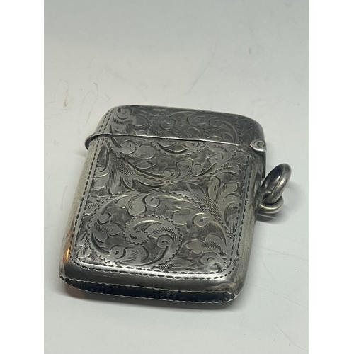 692 - A HALLMARKED BIRMINGHAM SILVER VESTA CASE