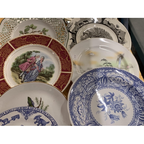 924 - A QUANTITY OF CABINET PLATES TO INCLUDE SPODE, KUTANI, WEDGWOOD, BRITANNIA, ETC