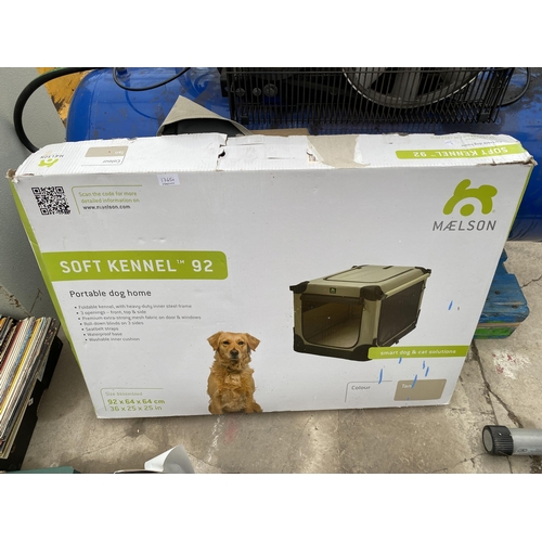 A MAELSON SOFT SHELL DOG CRATE