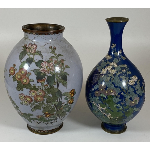 359 - TWO JAPANESE MEIJI PERIOD (1868-1912) CLOISONNE FLORAL VASES, HEIGHT OF LARGEST 20CM