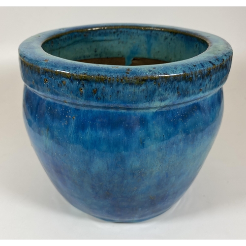 373 - A 20TH CENTURY CHINESE TURQUOISE POTTERY PLANTER, HEIGHT 15CM